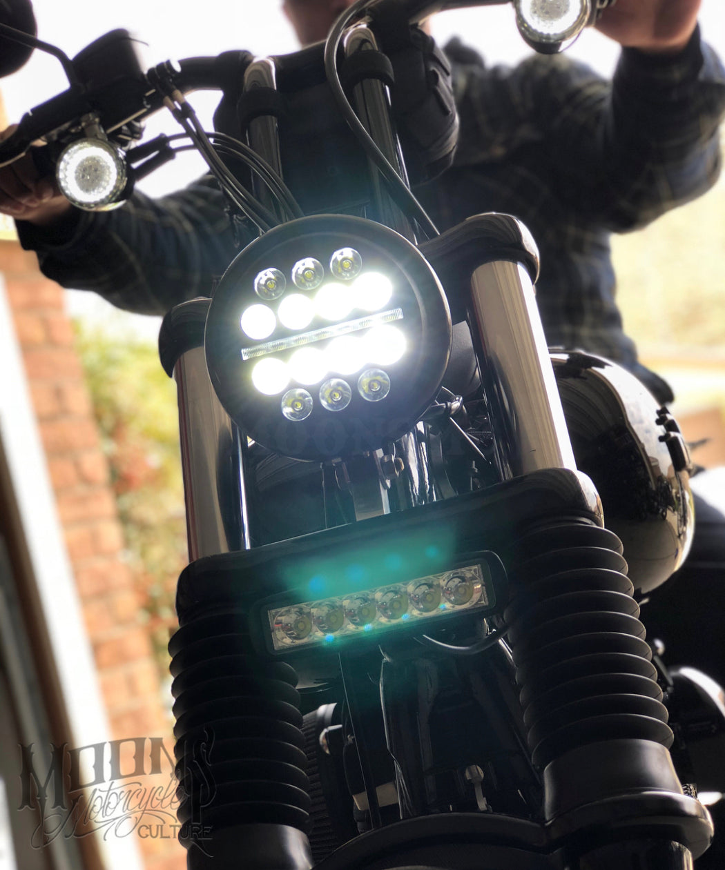 5.75 MOONSMC® Moonmaker Fly Eye® V1 LED Headlight